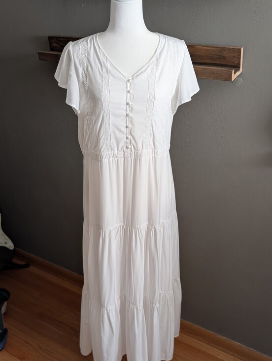 Dresses & Skirts - Vintage White Tiered Maxi Dress Cottagecore Coastal Grandmother Size L